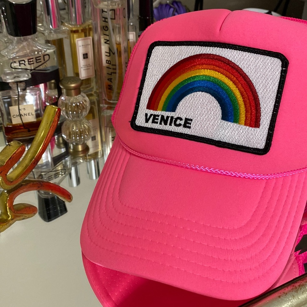 ⚡️⚡️🌈 AVIATOR NATION Venice Trucker Hat🌈⚡️⚡️